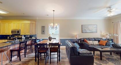 Escape to Green Haven a Golfer's Delight