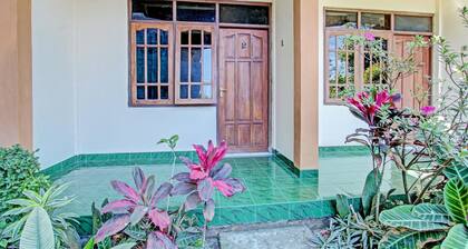OYO 92884 Agustha Homestay