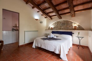 Spa - Farmhouse "Oleandro" with Shared Pool, Private Garden & Wi-Fi (Arcidosso)