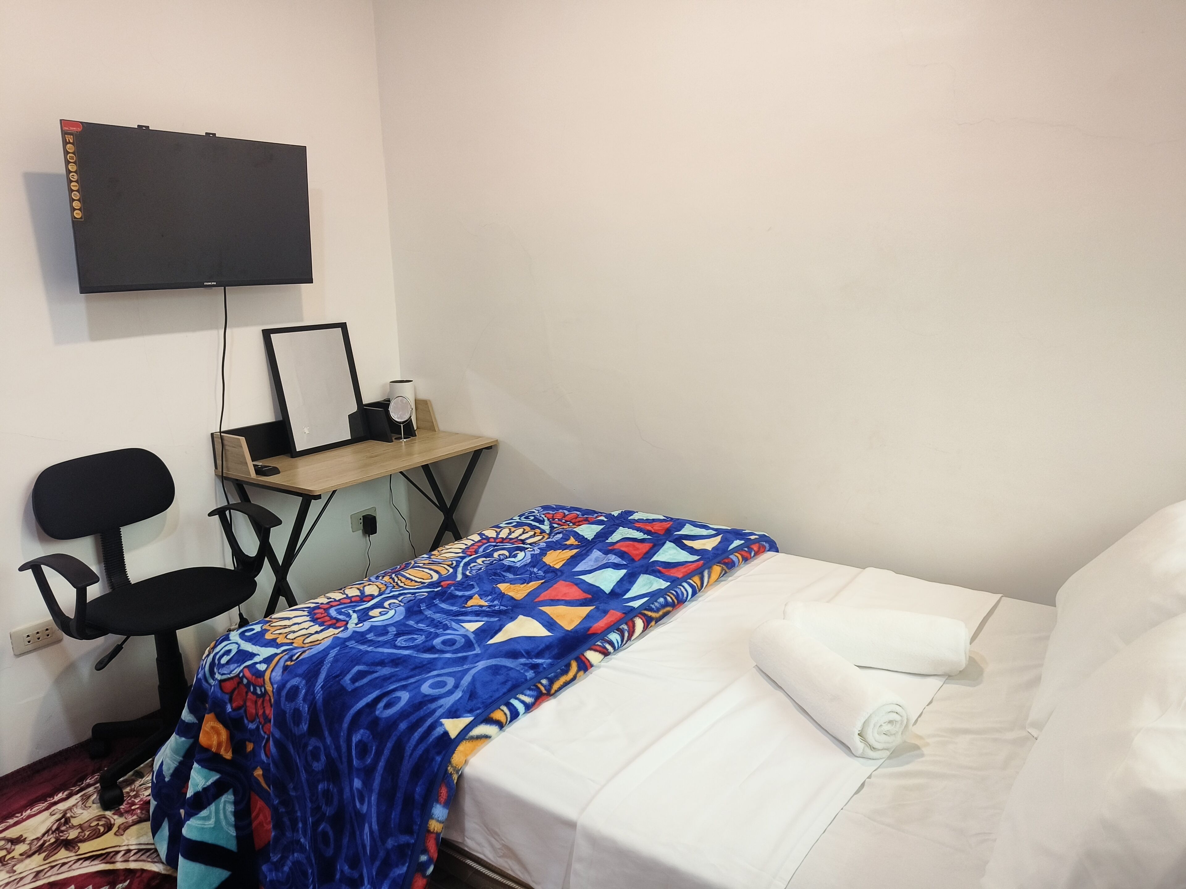 1 bedroom, WiFi, bed sheets