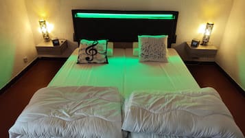 2 camere, ferro/asse da stiro, Wi-Fi gratuito