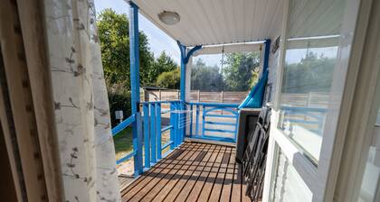 Séjour Confort et Détente aux Mathes : Mobilehome 6 personnes avec Jardin Privé et AccÚs au Tennis