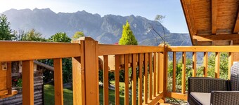 Chalet 'Maso Gigi' avec vue sur la montagne, jardin privé et Wi-Fi