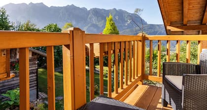 Chalet 'Maso Gigi' with Mountain View, Private Garden and Wi-Fi
