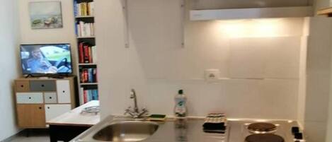 Piano cottura, pentole/stoviglie/utensili