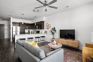 Televisio, työhuone