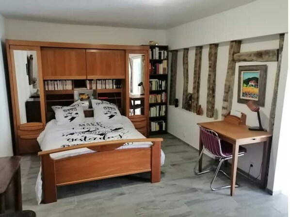 1 chambre, Wi-Fi, draps fournis