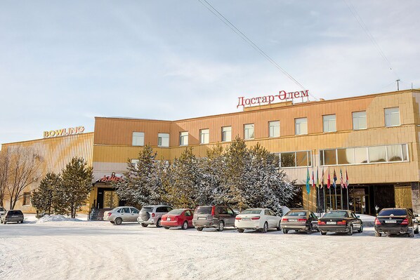 المنشأة من الخارج