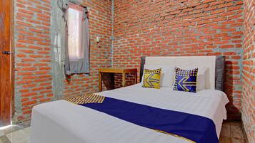 Economy-Doppelzimmer | Schreibtisch, kostenloses WLAN, Bettwäsche