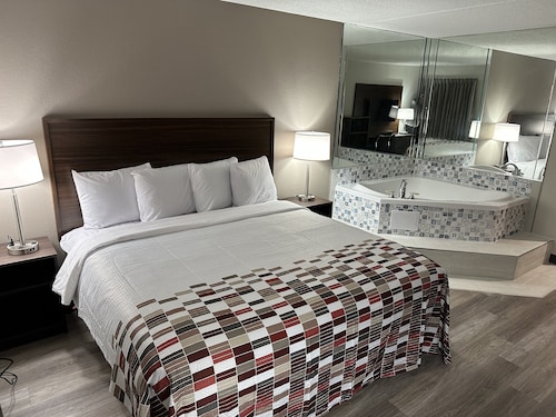 Red Roof Inn Charleston - Dunbar