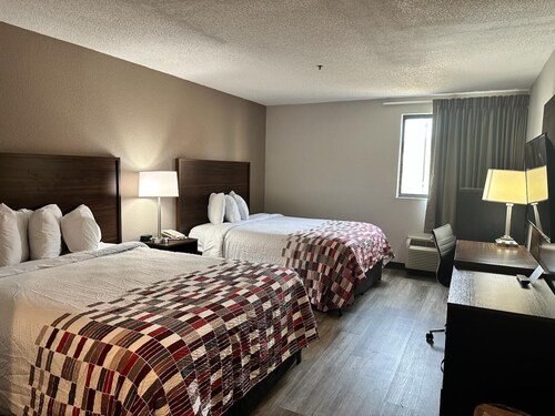 Red Roof Inn Charleston - Dunbar