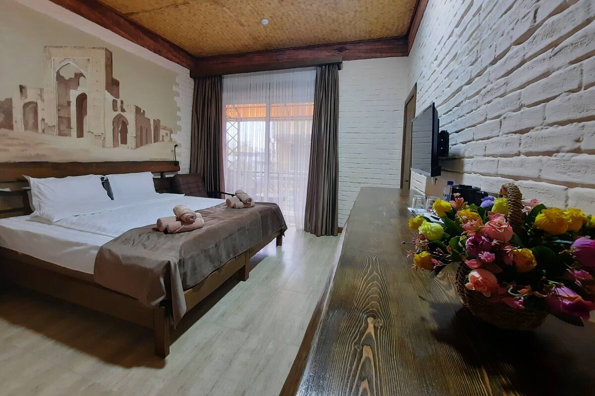Panoramic Double Room | Premium bedding, laptop workspace, soundproofing