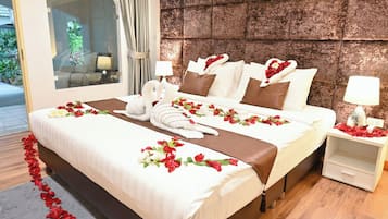 ํ๋๋ฌธ๋ฃธ, ํน์ฌ์ด์ฆ์นจ๋ 1๊ฐ | ๊ณ ๊ธ ์นจ๊ตฌ, ์ค๋ฆฌ/๊ฑฐ์ํธ ์ด๋ถ, ๋ฏธ๋๋ฐ, ๊ฐ์ค ๋ด ๊ธ๊ณ