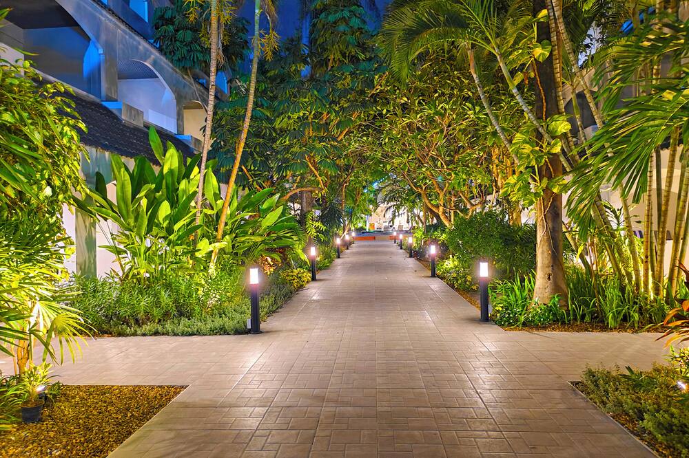 Pooh Beach Resort & Spa