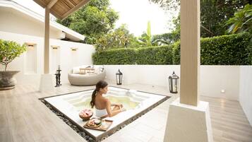 ALANNA SIGNATURE DUPLEX SUITE | ガーデン ビュー