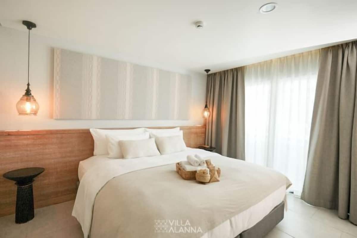 1 quarto, roupas de cama premium, frigobar, cofres nos quartos