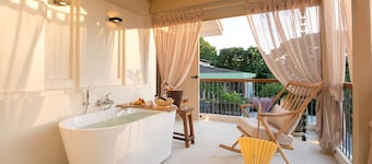 Villa ALANNA