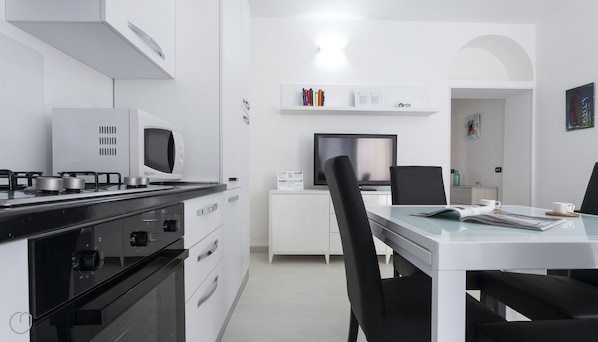Apartment (1 Bedroom) | Interior