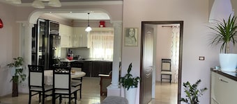 Dream Villa is clean& intact with a beautiful view of the surrounding mountains