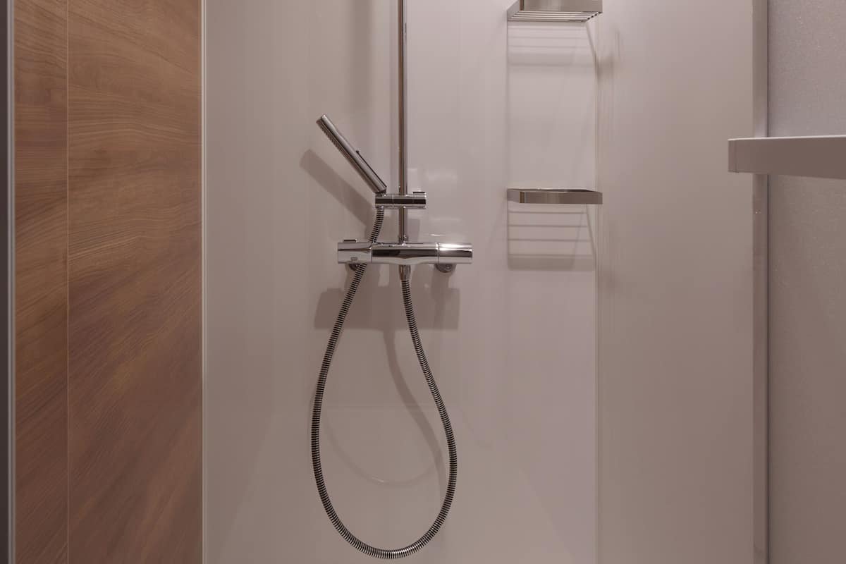 Kamar Keluarga, Bebas Asap Rokok (High Floor) | Kamar mandi | Kombinasi shower/bathtub dan perlengkapan mandi gratis