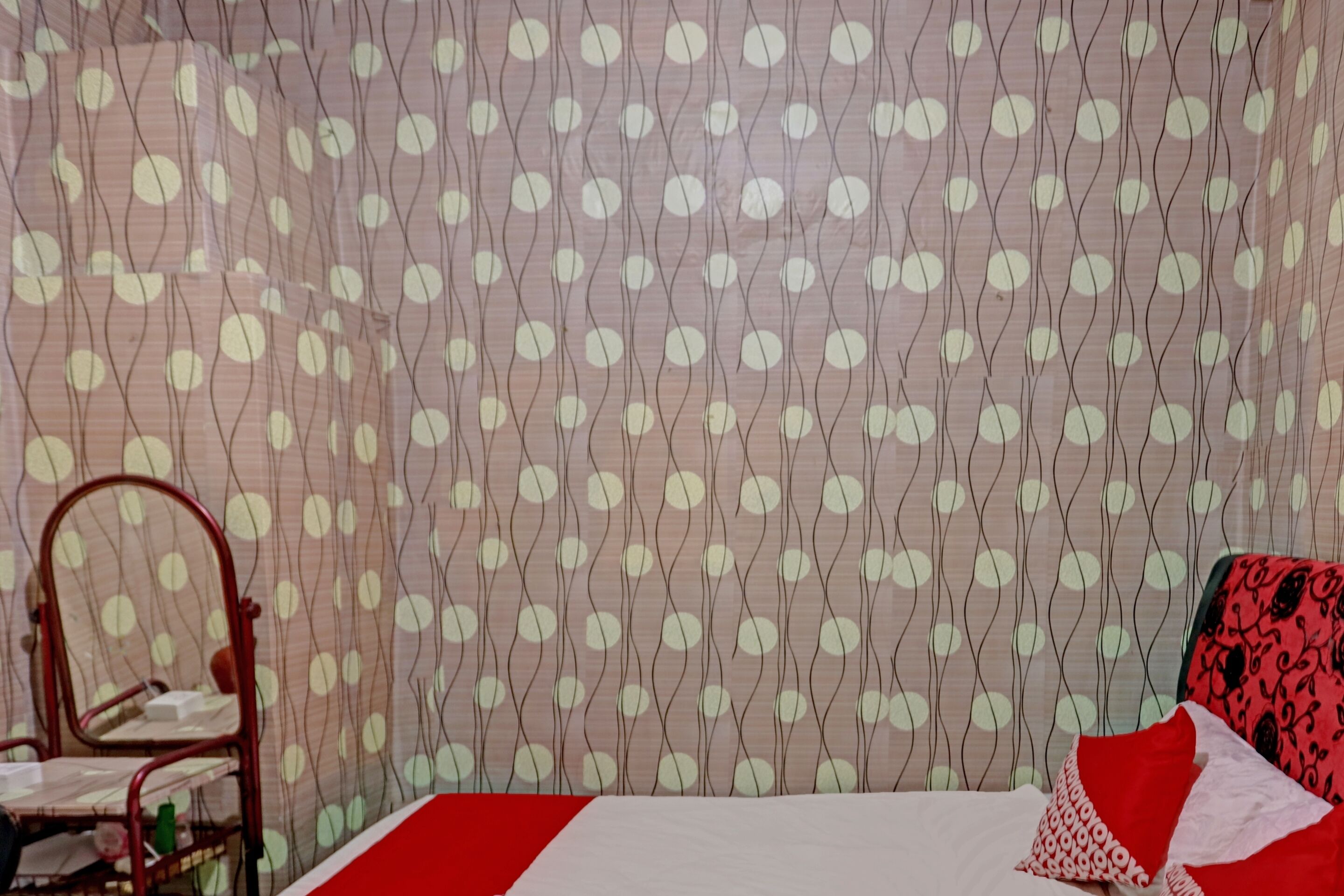 standard double room | desk, free wifi, bed sheets