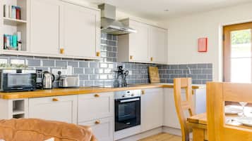 Fridge, dishwasher, electric kettle, toaster