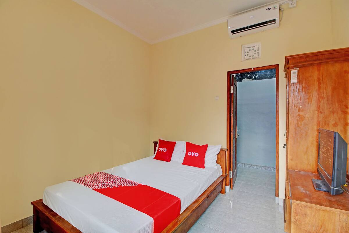 Deluxe Double Room | Free WiFi, bed sheets