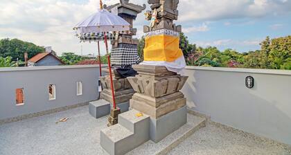 OYO 92952 Nirmala Guest House