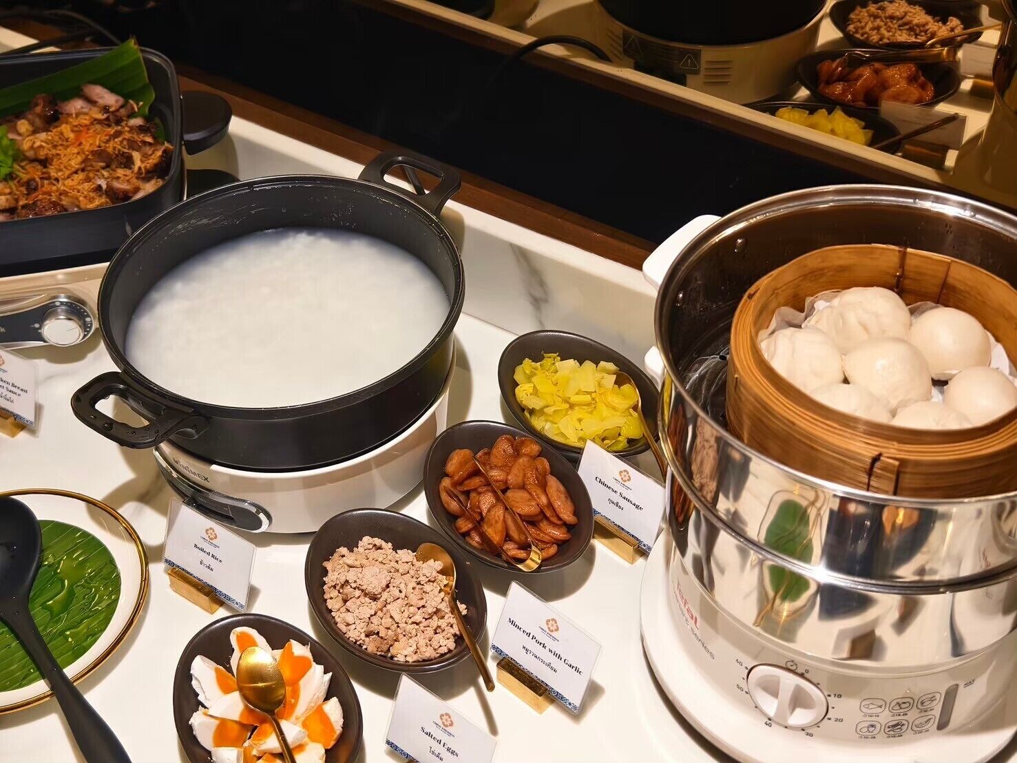 Daily buffet breakfast for a fee