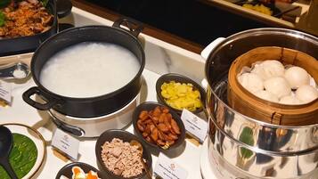 Daily buffet breakfast for a fee
