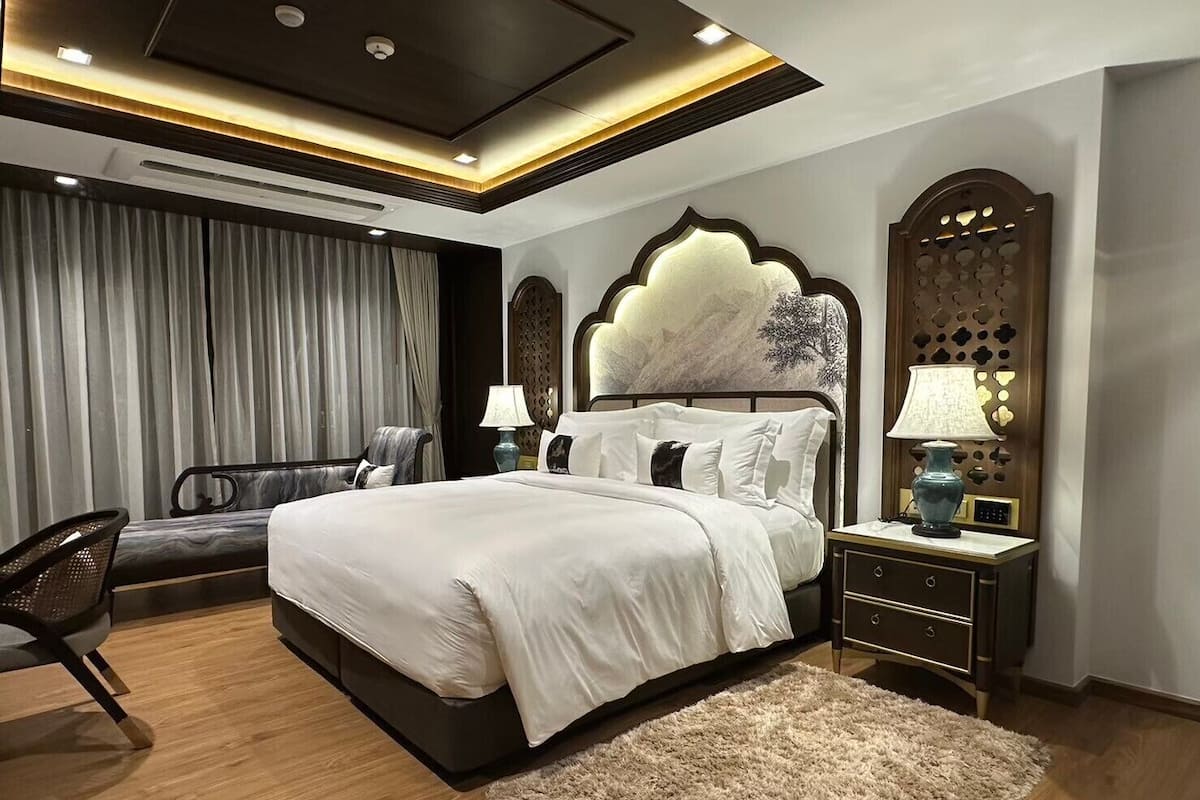 Chino Grand Deluxe Double Room | Egyptian cotton sheets, premium bedding, down comforters