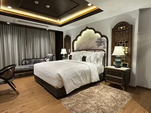 Chino Grand Deluxe Double Room | Bettwäsche aus ägyptischer Baumwolle, hochwertige Bettwaren