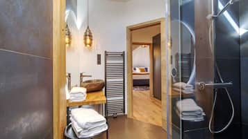 1 Schlafzimmer, Zimmersafe, kostenloses WLAN, Bettwäsche