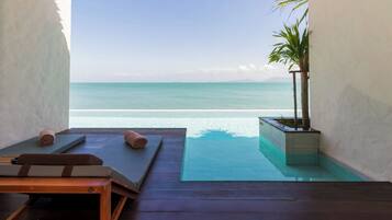 Beach front Pool Access | Cofres nos quartos, escrivaninha, cortinas blackout, Wi-Fi de cortesia