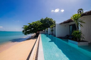 Beach front Pool Access | Terrace/patio - The Flow Samui Beach Resort (Koh Samui)