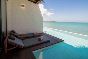 Beach front Pool Access | 客房内保险箱、办公桌、遮光窗帘、免费 WiFi