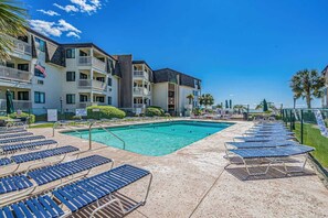 Pool - Ocean Forest Villas Unit E210 - Oceanfront (Myrtle Beach)