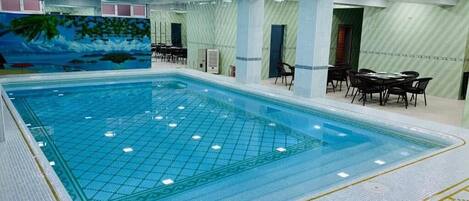 10 indoor pools