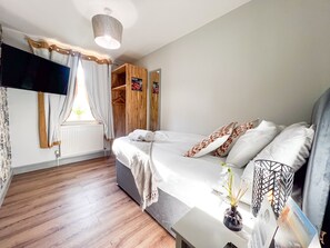 Miscellaneous - Tyrone House (Boston)