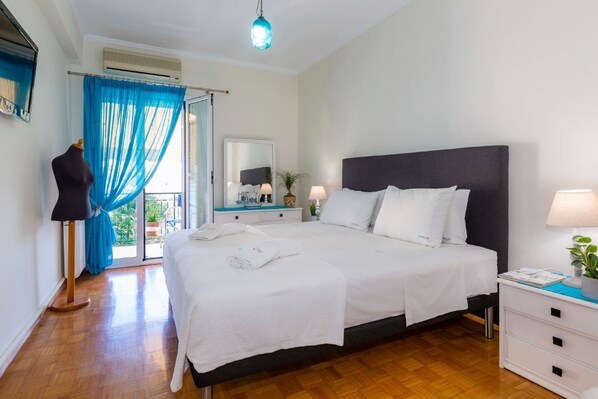 2 bedrooms, iron/ironing board, WiFi, bed sheets