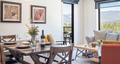 Revytalize - Cozy 3 Bedroom Condo