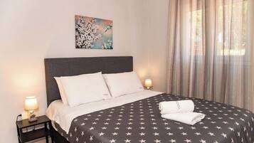 1 habitación, wifi y ropa de cama