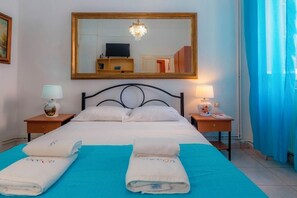 1 chambre, fer et planche Ă repasser, Wi-Fi, literie fournie