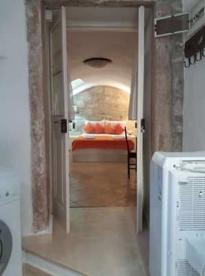Interior - Bio-climatic Cave Studio with private terrace (Corfu)
