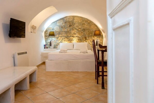 1 makuuhuone, silitysrauta/-lauta, Wi-Fi, vuodevaatteet