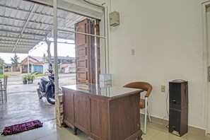 Reception - Hotel O Orien Guesthouse (Pematangsiantar)