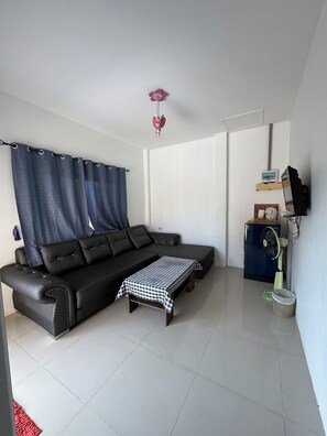 House for 10 Person | Living area - Rang Noknoy Resort at Koh Larn (Koh Lan)