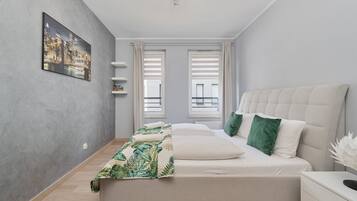 Appartement, 2 chambres, balcon | 2 chambres, bureau, draps fournis