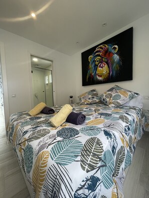 2 bedrooms, iron/ironing board, travel cot, free WiFi - Tamara Alto (Acantilados de Los Gigantes)