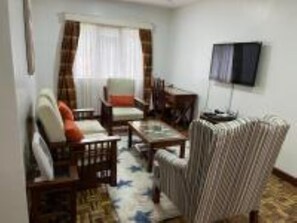 Living area - Carla suites 5



 (Nairobi)